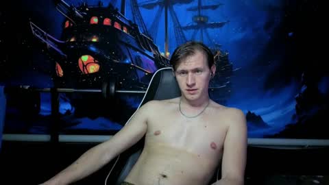 Snapshot of dimastyzzz chatting on 03-10-25, 10:24 Dimetriusen online show from 03-10-25, 10:24