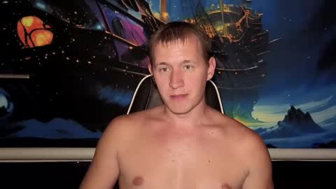 Snapshot of dimastyzzz chatting on 09-12-25, 04:07 Dimetriusen online show from 09-12-25, 04:07