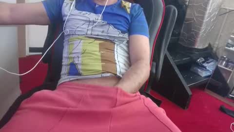 Snapshot of dimax75000 chatting on 10-23-25, 09:08 dimax75000 online show from 10-23-25, 09:08