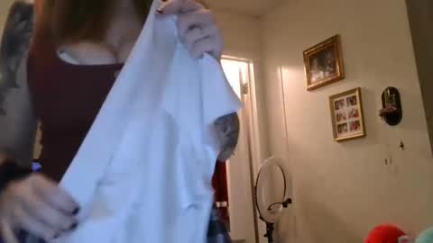 Sofie online show from 01-24-25, 11:37