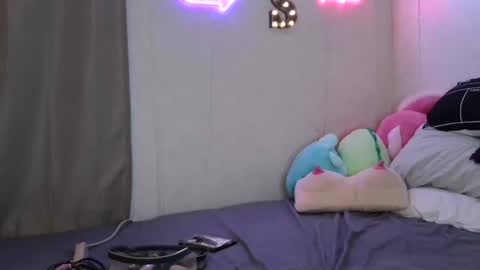 Sofie online show from 09-17-25, 12:34