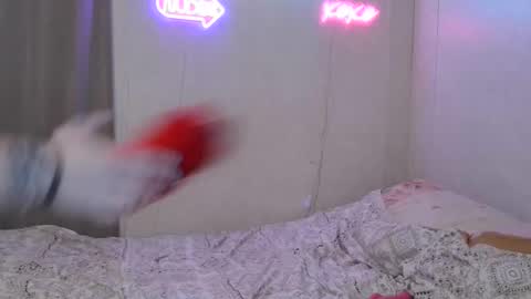 Sofie online show from 01-18-26, 06:17