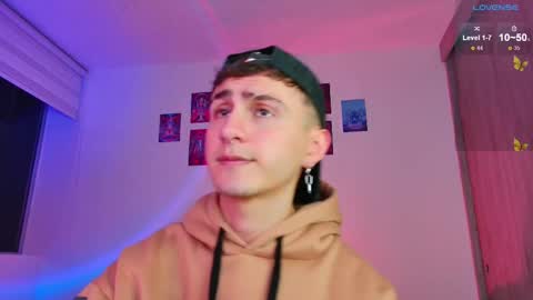 Julian Independent Model online show from 11-17-25, 11:54