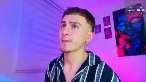Julian Independent Model online show from 05-18-26, 11:43