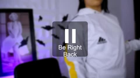 Snapshot of dina_mcry chatting on 10-10-25, 10:09 DINA online show from 10-10-25, 10:09