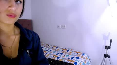 DINA online show from 11-24-25, 10:42