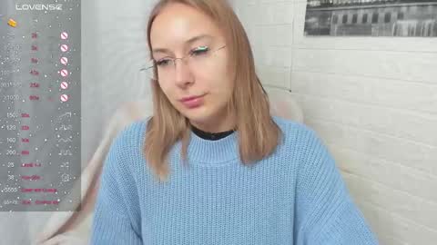 Snapshot of dina_sunshine chatting on 02-28-26, 02:12 Dina online show from 02-28-26, 02:12