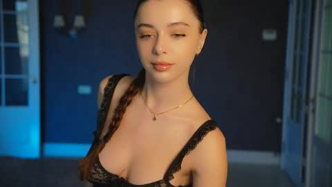 Snapshot of dinacandy chatting on 04-17-26, 07:00 dinacandy online show from 04-17-26, 07:00