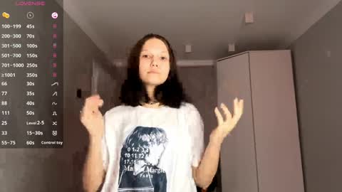 Amelia online show from 04-20-26, 11:02
