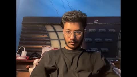 Dinchain online show from 04-18-26, 07:58