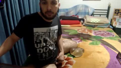 Snapshot of dinchtcams chatting on 02-23-26, 10:40 Dincht online show from 02-23-26, 10:40