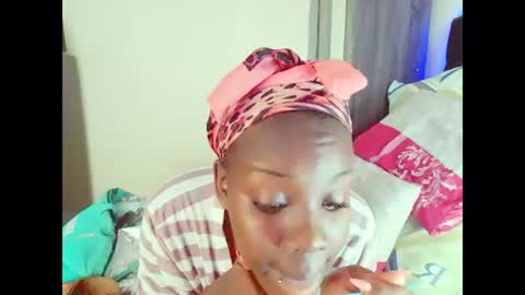 Snapshot of dinnydakrazx chatting on 01-08-26, 05:43 dinnydakrazx online show from 01-08-26, 05:43