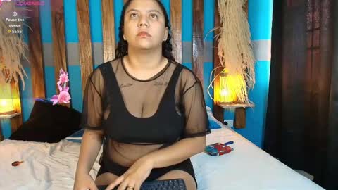 Snapshot of dinokoandkimcyci chatting on 05-15-26, 12:01 dinokoandkimcyci online show from 05-15-26, 12:01