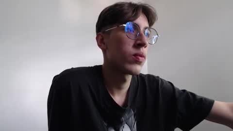 Dio online show from 11-22-25, 03:44