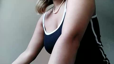 diosadeluniverso_ online show from 09-23-25, 08:45