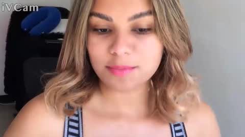 diosadeluniverso_ online show from 10-17-25, 05:59