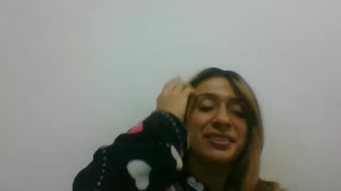 diosarosa online show from 09-11-25, 04:56