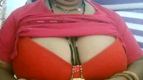 dipa2345 online show from 10-10-25, 06:51