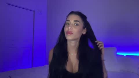 Diriany Isabel online show from 11-03-25, 10:21