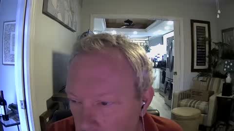 Snapshot of dirkpitt223 chatting on 01-16-25, 06:27 DirtkPitt Fun guy working online show from 01-16-25, 06:27