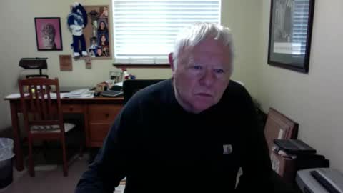 dirtrider195080438 online show from 05-18-26, 01:28
