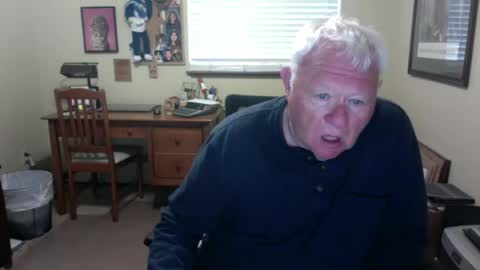 dirtrider195080438 online show from 06-21-26, 01:41