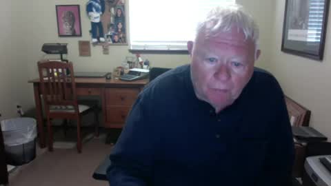 dirtrider195080438 online show from 06-21-26, 04:31