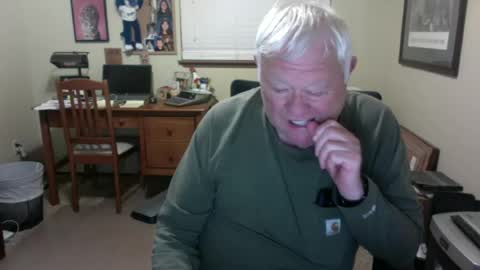 dirtrider195080438 online show from 07-13-26, 05:21