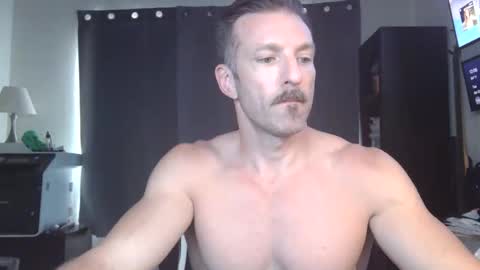 Snapshot of dirty_birdy_ chatting on 04-21-26, 07:06 dirty_birdy_ online show from 04-21-26, 07:06