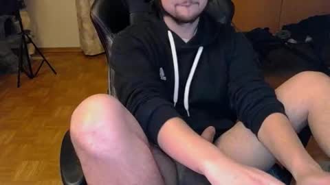 Snapshot of dirty_fun_boy chatting on 11-11-25, 05:35 dirty_fun_boy online show from 11-11-25, 05:35