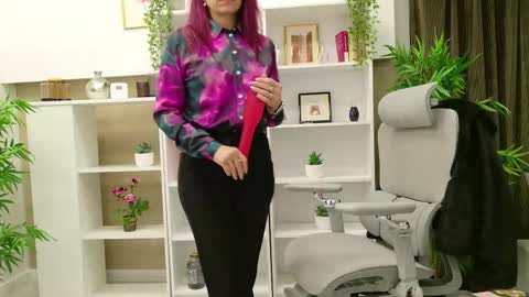 dirty_mature online show from 10-17-25, 05:43