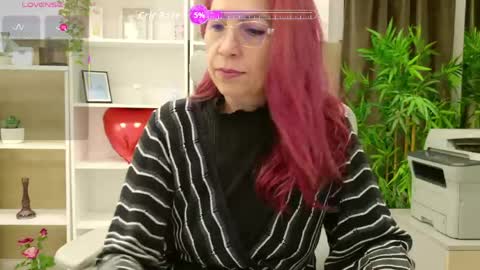 dirty_mature online show from 05-10-26, 07:35