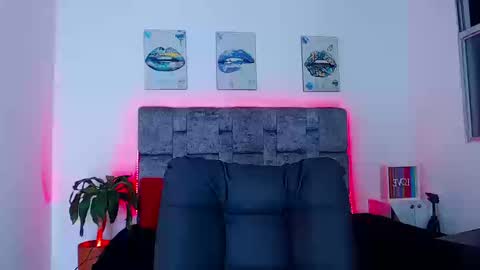 dirty model online show from 09-19-25, 06:48