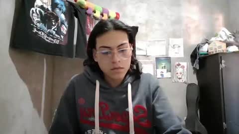 Snapshot of dirty_model chatting on 07-02-26, 12:33 dirty model online show from 07-02-26, 12:33
