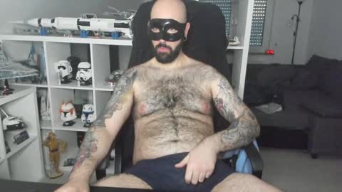 Snapshot of dirtybalws chatting on 01-16-25, 03:46 Robert online show from 01-16-25, 03:46