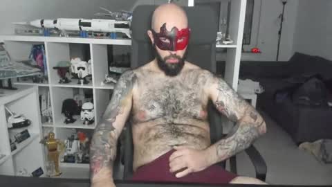 Robert online show from 10-29-25, 05:58