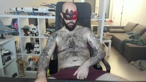 Robert online show from 10-31-25, 09:38