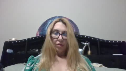 Daisy online show from 06-15-26, 04:36