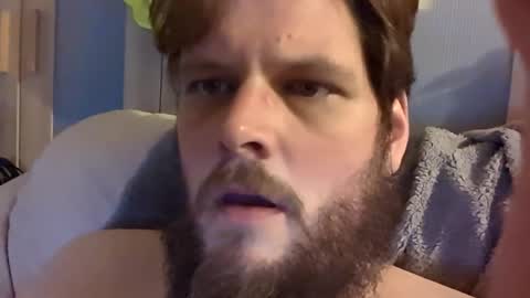 Snapshot of dirtydogsday chatting on 10-06-25, 09:12 Dirtydog online show from 10-06-25, 09:12