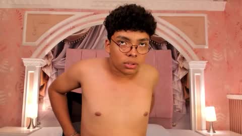 Snapshot of dirtymike69_ chatting on 10-04-25, 01:36 Mike online show from 10-04-25, 01:36