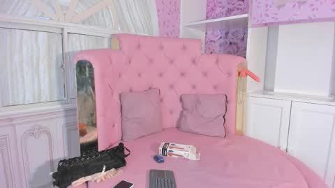 Snapshot of dirtymike69_ chatting on 10-24-25, 07:32 Mike online show from 10-24-25, 07:32