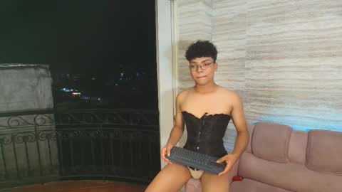 Snapshot of dirtymike69_ chatting on 11-07-25, 01:27 Mike online show from 11-07-25, 01:27