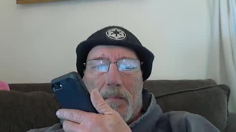 Snapshot of dirtynastyoldman chatting on 02-20-25, 07:52 dirtynastyoldman online show from 02-20-25, 07:52