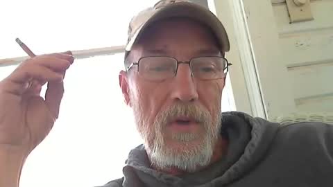 Snapshot of dirtynastyoldman chatting on 03-01-25, 09:37 dirtynastyoldman online show from 03-01-25, 09:37