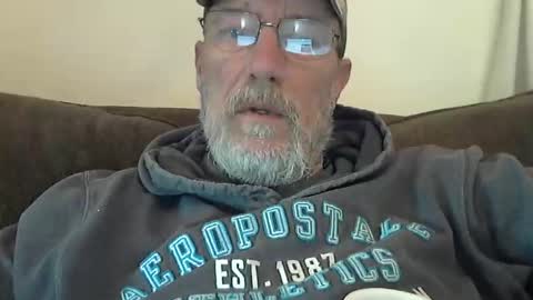 Snapshot of dirtynastyoldman chatting on 03-02-25, 02:10 dirtynastyoldman online show from 03-02-25, 02:10