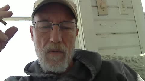 Snapshot of dirtynastyoldman chatting on 03-05-25, 05:08 dirtynastyoldman online show from 03-05-25, 05:08