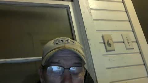 Snapshot of dirtynastyoldman chatting on 03-11-25, 07:26 dirtynastyoldman online show from 03-11-25, 07:26