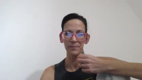 Snapshot of dirtynerdy30 chatting on 12-22-24, 04:39 Dirtynerdy online show from 12-22-24, 04:39