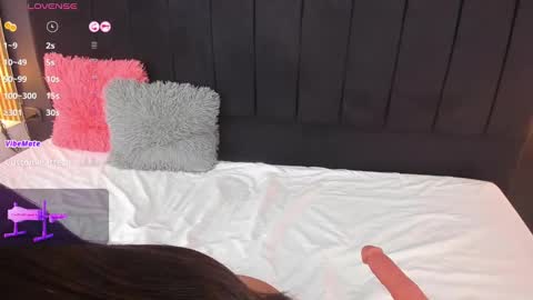 Snapshot of dirtysex18 chatting on 02-04-25, 11:16 Soffie - Valentina - Yuya Astro online show from 02-04-25, 11:16
