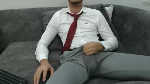 Snapshot of dirtyybooyy77 chatting on 10-08-25, 11:46 dirtyybooyy77 online show from 10-08-25, 11:46